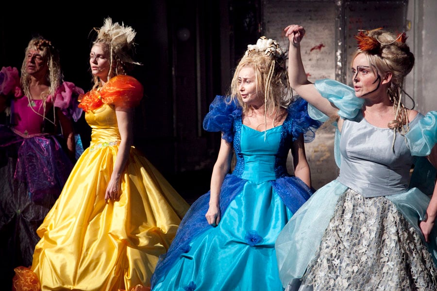 Group scene from the performance, photo: Natalia Kabanow/Polski Theatre in Wrocław